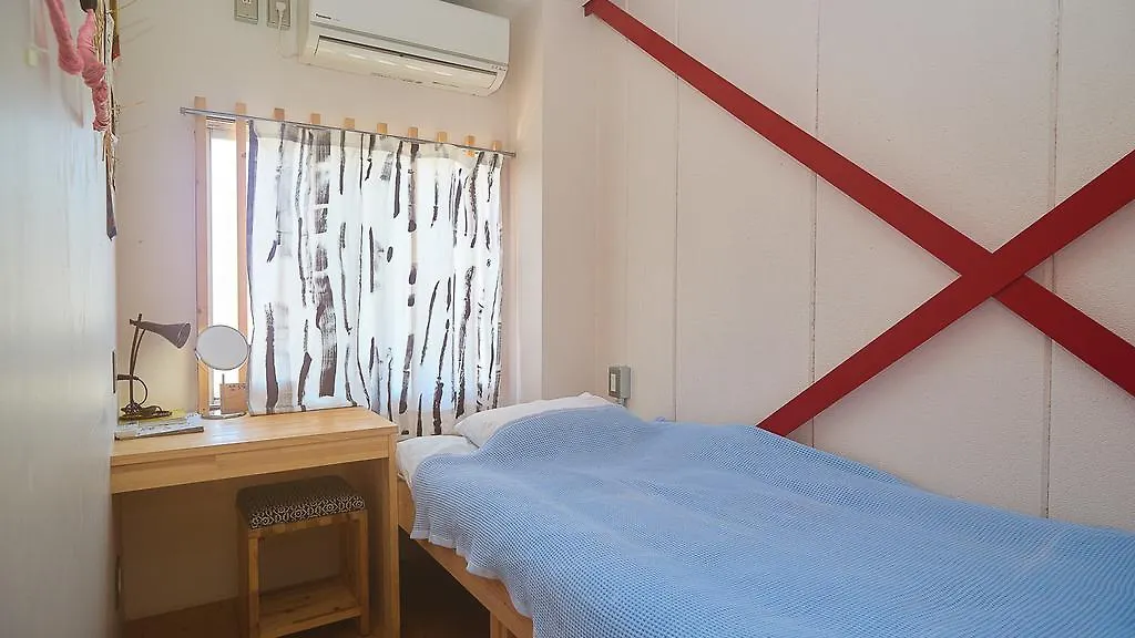 Kamagasaki University Of The Arts Cafe Garden Guest House Aka Cocoroom Osaka